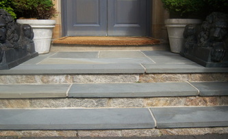 thermal treads at entry stair